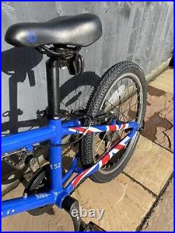Frog 52 Kids Bike (Blue) Very Good Condition (20 Inch Wheels)